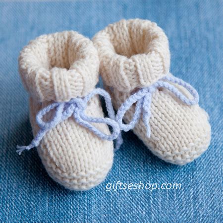 We kicked off this new series here at knittingwomen.com earlier this week when we so today we present to you 50 patterns for baby booties… again over here you're spoilt for choice! Baby Booties Ugg Free Knitting Pattern - Gifts shop