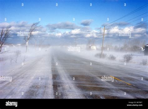 Drifting Snow Hi Res Stock Photography And Images Alamy