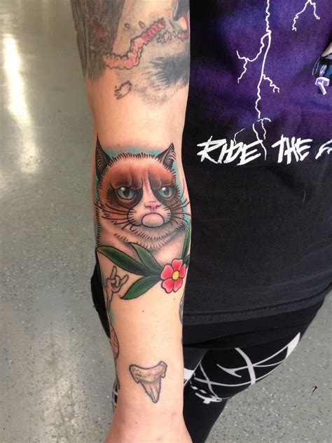 Grumpy Cat Tattooed By The Lovely Megon Shore At Fist