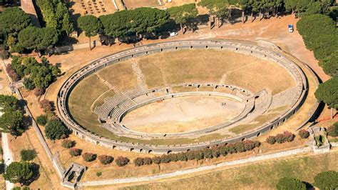 Amphitheater Of Pompeii Naples Book Tickets And Tours Getyourguide
