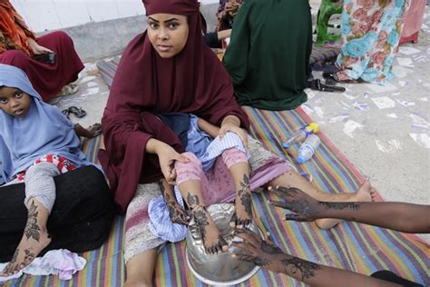 muslims end ramadan begin holiday amid war reconciliation