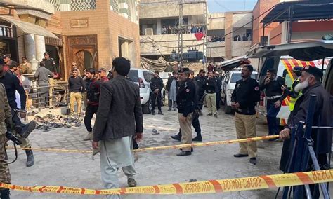 پشاور پولیس لائنز کے قریب مسجد میں دھماکا، 59 افراد شہید، 157 زخمی Pakistan Dawn News