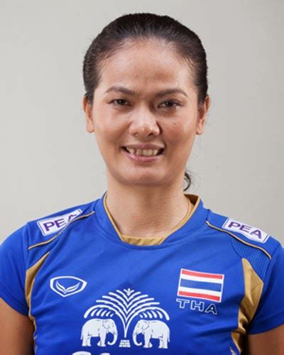 12 นักกีฬาวอลเลย์บอลหญิงทีมชาติไทย: หมายเลข 1 วรรณา บัวแก้ว