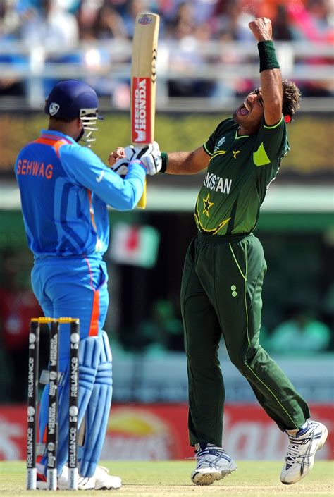 Telugu Cinema News: India vs Pakistan 2011 Cricket WC Semi Final Match ...