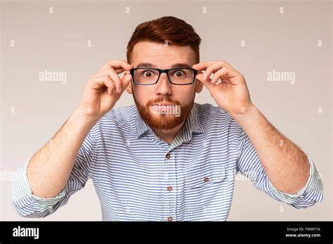 Man Wearing Big Eye Glasses Hi Res Stock Photography And Images Alamy