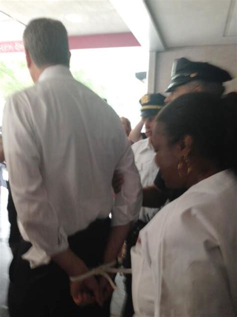 bill de blasio arrested at long island college hospital closure protest image huffpost