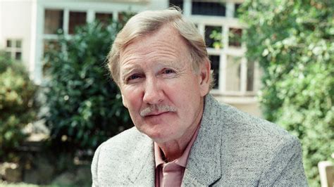 Daily Express On Twitter Leslie Phillips Famous For His Roles In The