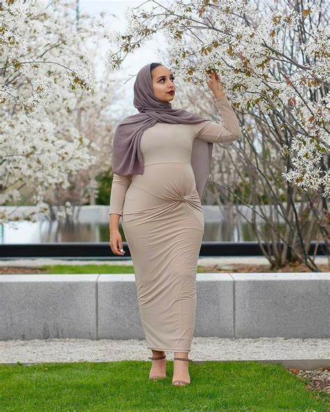 Pin On Curvy Hijabi