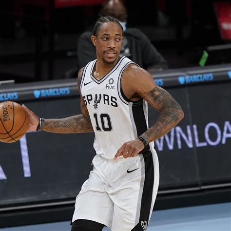 Report Demar Derozan Agrees To 3 Year 85m Contract In Bulls Sign And