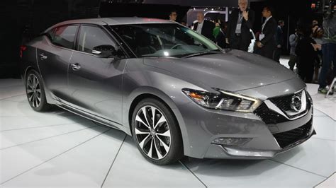 2016 Nissan Maxima Offers 300 Hp And 30 Mpg For 32410 Wvideo