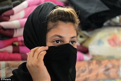 Yazidi Sex Slave Survivor Reveals How Isis Sold Her To Three Men Daily Mail Online