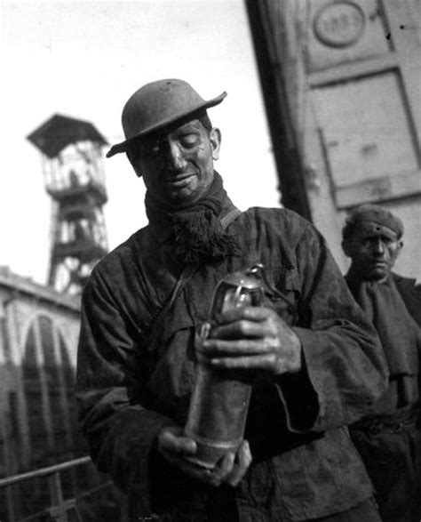 Image Mines De Lens En 1945 Du Photographe Robert Doisneau 1912