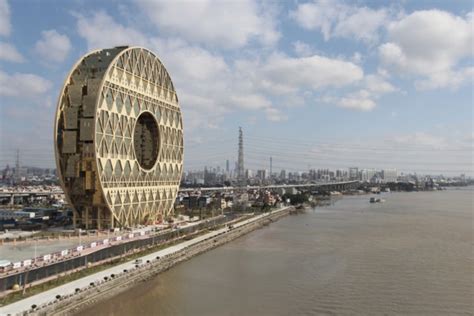 Doughnut Shaped Building In China Ideas Home And Garden Architecture
