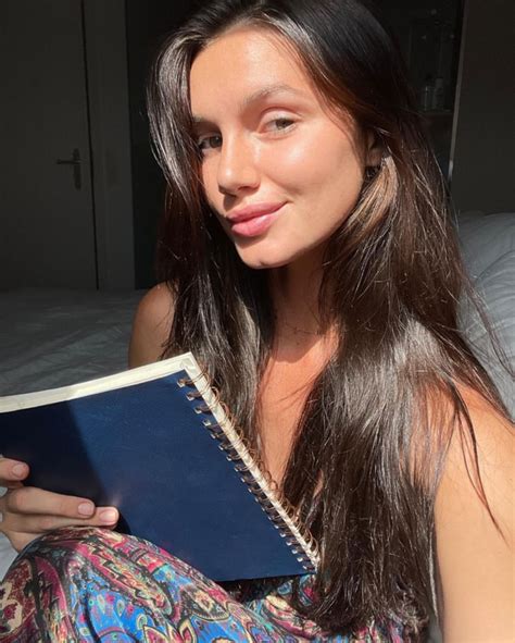 Picture Of Hailey Outland