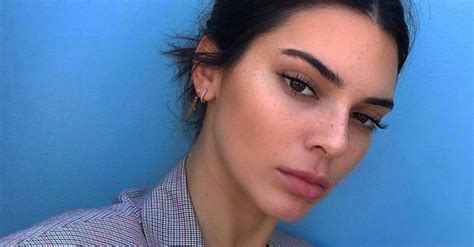 How To Get Perfectly Arched Eyebrows No Matter Your Natural Brow Shape