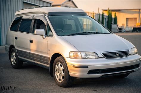 This 1997 Honda Odyssey Is A Rare Gem Comes With A Pop Up Roof And Awd