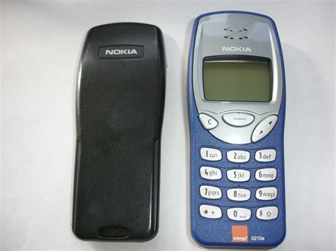 The nokia 3210 is a gsm cellular phone, announced by nokia on 18 march 1999. NOKIA 3210 MOBILE PHONE GUARANTEED & NEW BLUE NOKIA FRONT ...