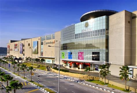 Sony centre low yat plaza. Queensbay Mall - Bayan Lepas, Penang