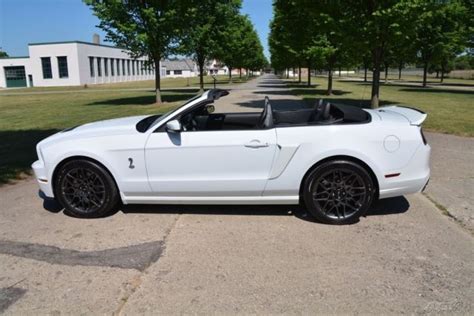 2014 Ford Mustang Shelby Gt500 Loaded Track Pack Navigation Recaro