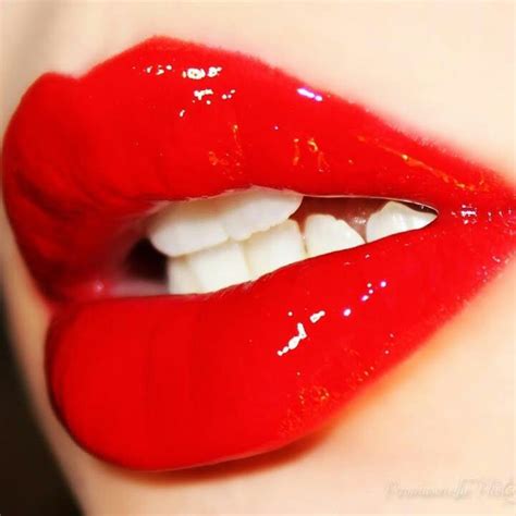 Juicy Lips Red Lip Makeup Perfect Red Lips Red Lips