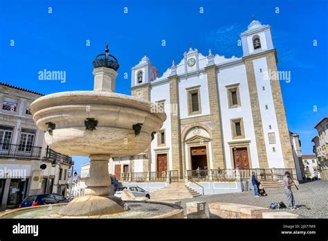 Saint Antons Church And Giraldo Square Fountain Evora Alentejo
