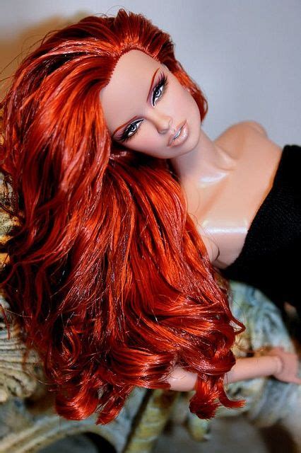 Барби с красными волосами кто она фото
