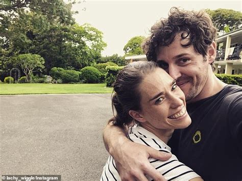 The Wiggles Lachlan Gillespie Marries Ballerina Dana Stephensen Daily Mail Online