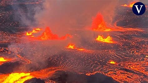 El Momento En El Que El Volcán Kilauea Entra En Erupción En Hawái Youtube