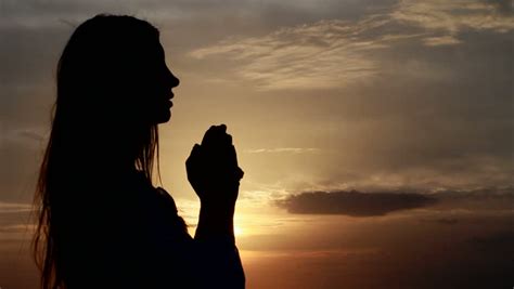 Prayer Woman With Hands Folded Stockbeeldmateriaal En Video S