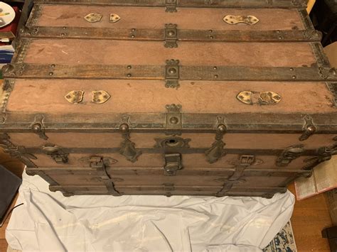 Restoring A Vintage Steamer Trunk 8 Steps With Pictures Instructables