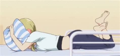 Yuyushiki Gif Yada Pillow Yuyushiki Discover Share Gifs