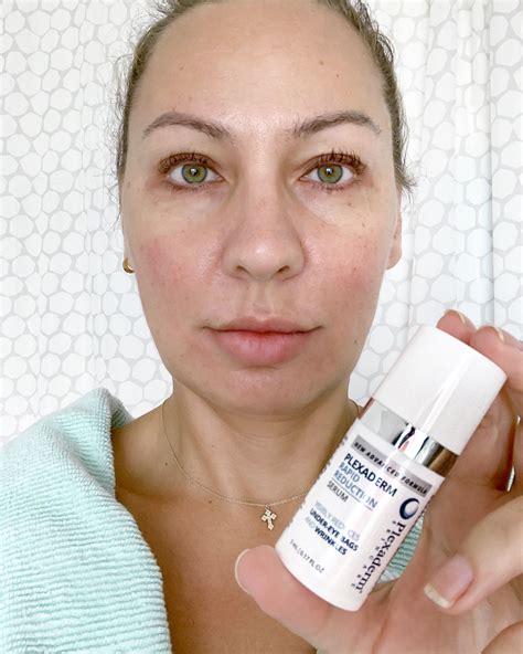 Plexaderm Reduces Under Eye Bags Wrinkles From View In Minutes Reduce Under Eye Bags