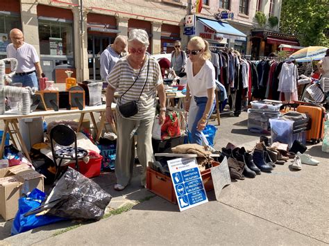 Lyon Brocante Et Vide Greniers à La Croix Rousse Ce Week End