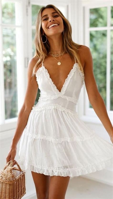 33 Cute White Mini Dress For Beautiful Women In Summer
