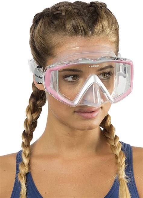 Sensual Gas Mask Girl Scuba Girl Scuba Diving Snorkeling