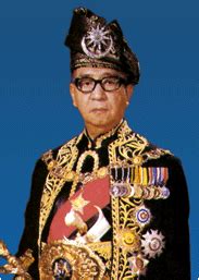 Tuanku ismail nasiruddin shah became the registrar of the supreme court, appeal court and land court on 1 january 1940. mnidotcom...: (BERGAMBAR) SENARAI 14 ORANG YANG DIPERTUAN ...
