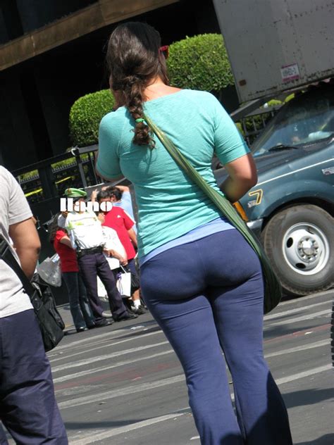 Big Round Ass Pawg In Yoga Pants Divine Butts Women Celebrity