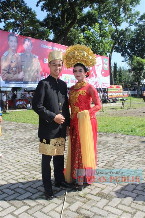 We did not find results for: Nama Nama Pakaian Adat Batak Toba - Aneka Seni dan Budaya