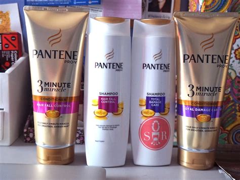 Seja água da praia ou da piscina ou raios de sol, há sempre mais um creme, uma máscara ou uma protecção para espalhar pela pele o o pelo cabelo. New Pantene Shampoo And Conditioner Review | The Beauty Junkee