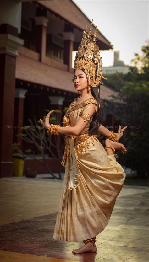 Royal Ballet Of Cambodia Wikipedia Modern Dance Costume Cambodian Dress Traditional Outfits