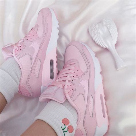 Cute Sneakers Shoes Sneakers Sneaker Lovers Aesthetic Shoes Pink Aesthetic Moon Boots Hype