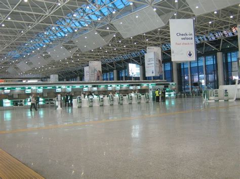 Aeropuerto De Roma Fiumicino Fco Aeropuertosnet