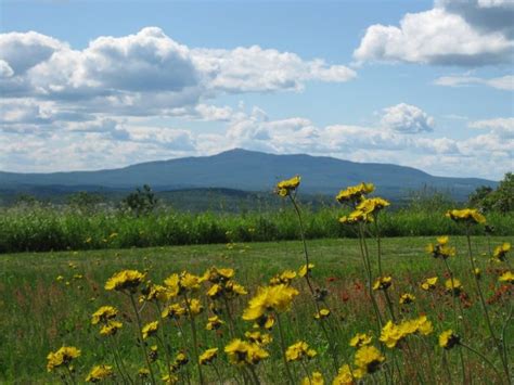 Spring New Hampshire Places To See Sightseeing