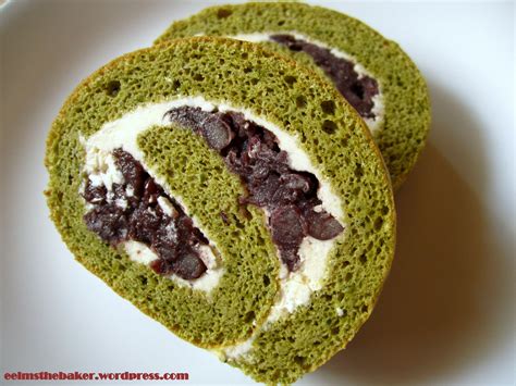 matcha swiss roll with azuki red beans swiss roll red beans green tea recipes
