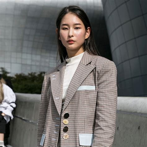 the best street style from seoul fashion week spring 2020 e online ap
