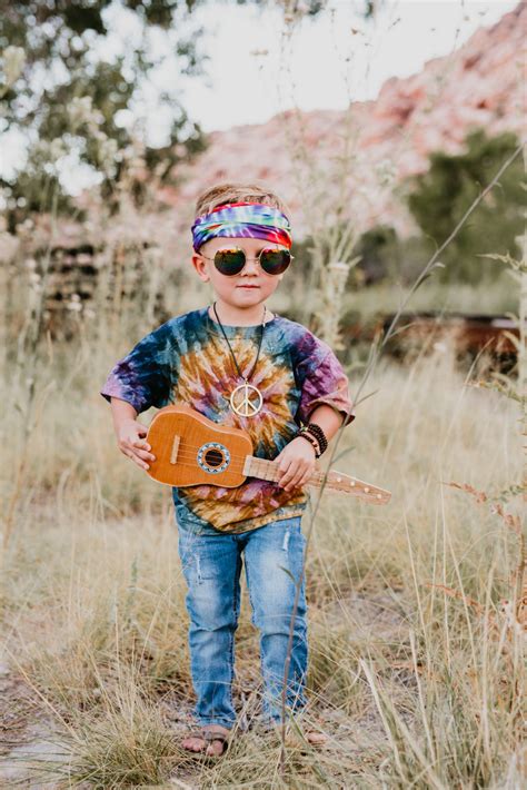 24 diy costume hippie ideas. DIY Hippie Costume Ideas for Halloween | Outfits & Outings