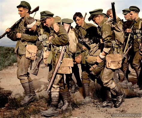 British Soldiers Carrying Their Wounded Comrades Ca1914 1918 2493×