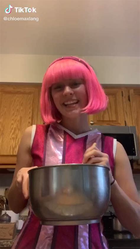 The Real Stephanie From Lazytown Made A Tiktok In Her Costume Fkdkc