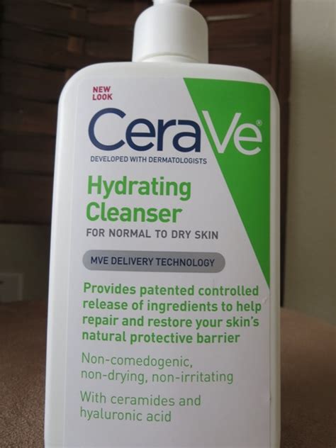 Detailed ingredients analysis of cerave hydrating cleanser. CeraVe Hydrating Cleanser Review