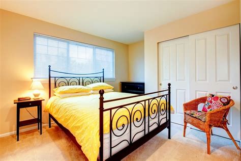 9 Ideas On How To Arrange Furniture In Small Bedroom Anu Blog